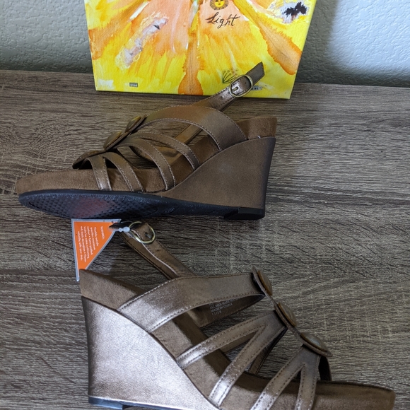 G.H. Bass Wedge Sandals 7.5 - Picture 4 of 14